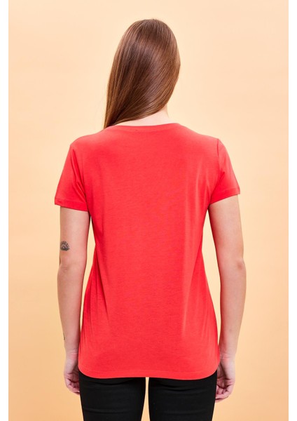 Kadın Boyfriend Kırmızı Bisiklet Yaka Regular Fit Modal T-Shirt (Lyocell) fırsatları