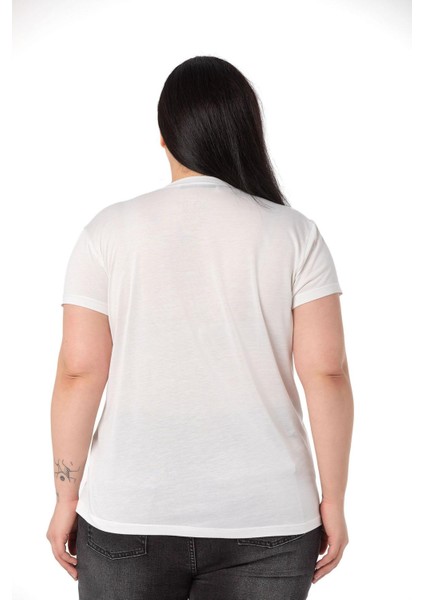 Büyük Yelken Baskılı Bisiklet Yaka Beyaz T-Shirt modelleri
