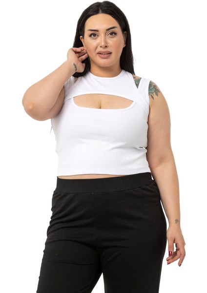Büyük Beden Göğüs Dekolteli Fitilli Kaşkorse Beyaz Body