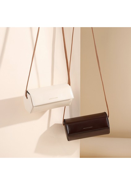 2024 Yeni Ilkbahar ve Yaz Küçük Çanta Kadın Gelgit Net Kırmızı Yüz Hit Tek Omuz Crossbody Kadın Çantası Moda Niş Silindir Çanta (Yurt Dışından)
