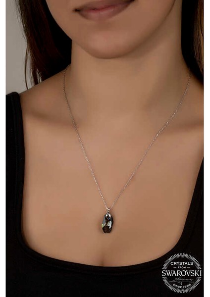 Swarovski Crystal Taşlı Özel Kesim Gümüş Kadın Kolye