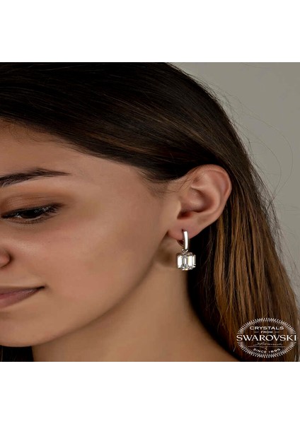 Swarovski Crystal Taşlı Gümüş Beyaz Baget Sallantılı Kadın Küpe