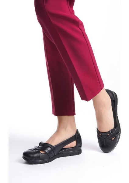 Deri Siyah Günlük Kadın Sandalet TMD2024402 indirimleri