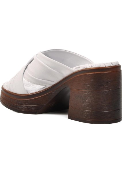 523004 Beyaz Hakiki Deri Kadın Topuklu Terlik fırsatları