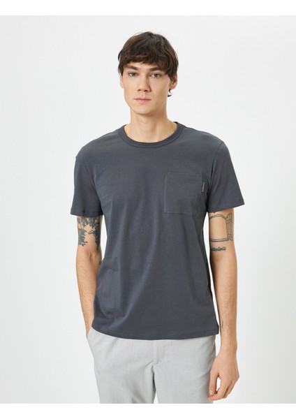 Bisiklet Yaka T-Shirt Cep Detaylı Kısa Kollu Pamuklu modelleri