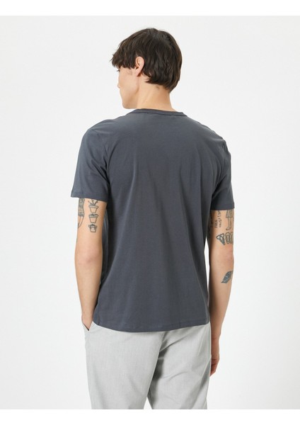 Bisiklet Yaka T-Shirt Cep Detaylı Kısa Kollu Pamuklu fırsatları