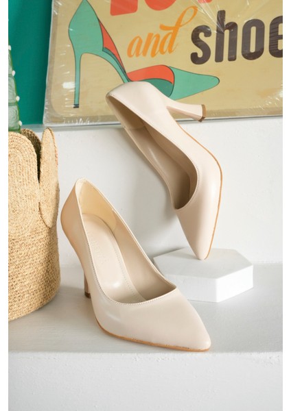 Perla Model Kadın Bej Sivri Burun Stiletto Topuklu Ayakkabı