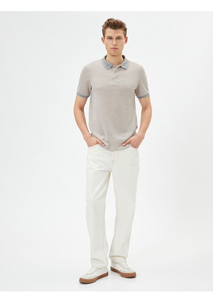 Yakalı T-Shirt Minimal Desenli Slim Fit Kısa Kollu fiyatları