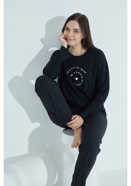 Kadın Siyah Bisiklet Yaka Uzun Kollu Yazılı ve Puantiyeli Desenli Pijama Takımı 959 fiyatları