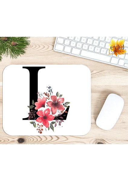 M Harfi Pembe Çiçekli Baskılı Özel Tasarım Dikdörtgen Kaydırmaz Mousepad