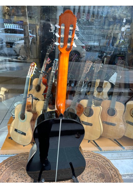 MC528 Klasik Gitar fırsatları
