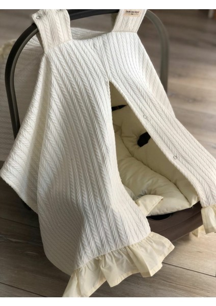 Derin Boutiques Krem Örgü Pike Krem Fırfırlı Puset Örtüsü