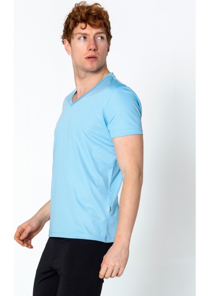 Erkek Fit Rahat Naylon V Yaka Seyahatlik T-Shirt modelleri