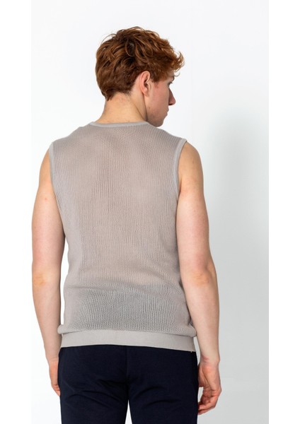 Erkek Fit Extra Rahat Delikli Bisiklet Yaka Kolsuz T-Shirt indirimleri