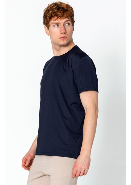 Erkek Fit Rahat Naylon Bisiklet Yaka Seyahatlik T-Shirt fiyatları