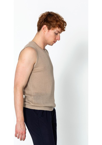 Erkek Fit Extra Rahat Delikli Bisiklet Yaka Kolsuz T-Shirt fırsatları