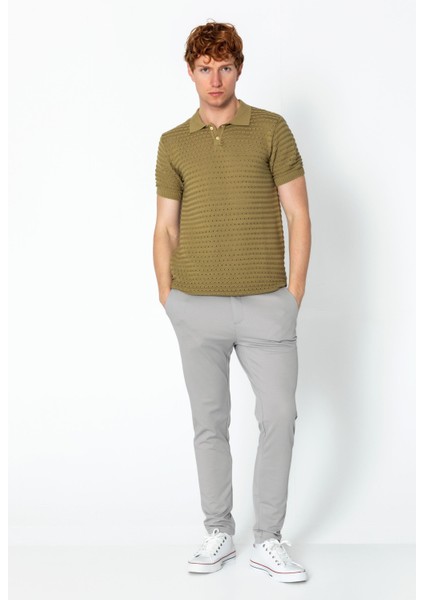 Erkek Fit Extra Rahat Düğmeli Polo Yaka Delikli T-Shirt