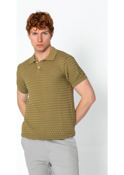 Erkek Fit Extra Rahat Düğmeli Polo Yaka Delikli T-Shirt fiyatları