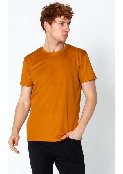 Erkek Fit Rahat Naylon Bisiklet Yaka Seyahatlik T-Shirt fiyatları