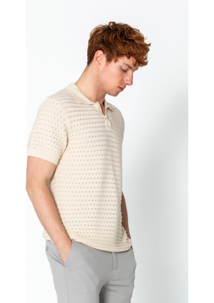 Erkek Fit Extra Rahat Düğmeli Polo Yaka Delikli T-Shirt fırsatları