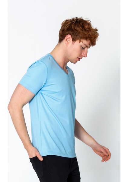 Erkek Fit Rahat Naylon V Yaka Seyahatlik T-Shirt modelleri