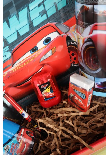 Lisanslı Cars Gıft Box 11 Parça Ilkokul Çantası,kalem ÇANTASI,500 ml Matara ve Kırtasiye Seti indirimleri