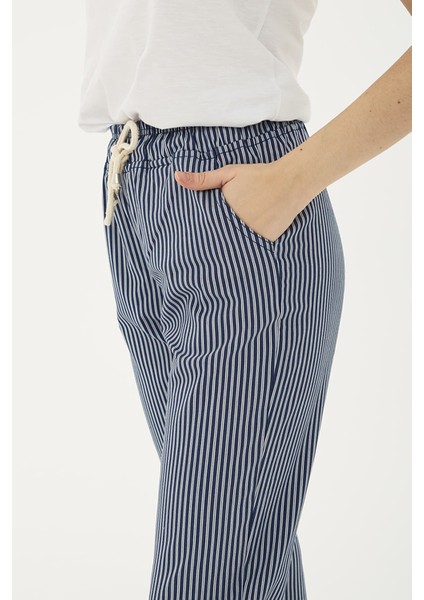 Çizgili Relaxed Fit Pantolon Kadın Pantolon 24Y0344K1 fırsatları