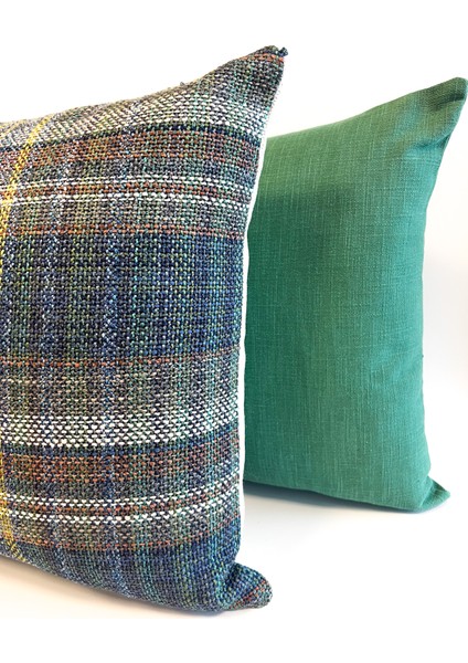 Ekose Desenli Lacivert Yastık Kılıfı