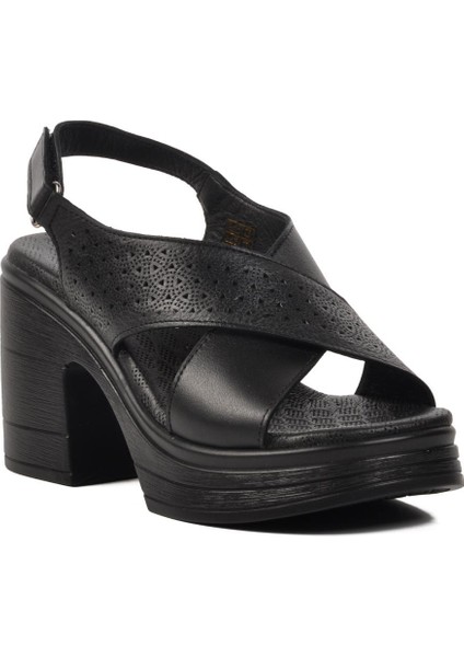 523001 Siyah Deri Kadın Topuklu Sandalet