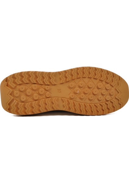 9950 Kum-Taba Unisex Sneaker