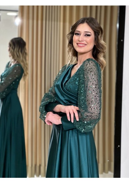 Pullu Uzun Kollu Saten Yeni Sezon Abiye Elbise GS7050 7050 fırsatları