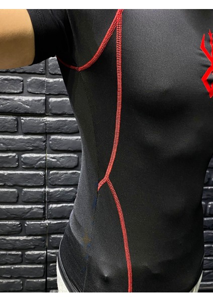Erkek Spor Tişört Fit Berserk Baskılı Siyah fiyatları