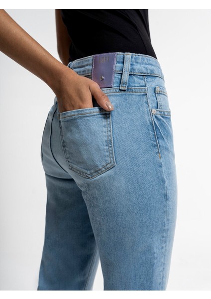 Flare Slim Fit Kadın Pantolon