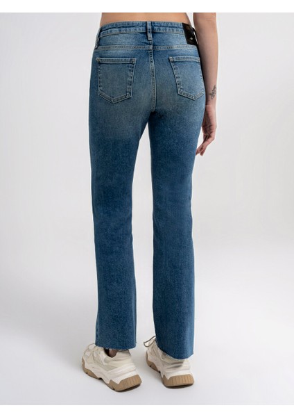 Flare Slim Fit Kadın Pantolon