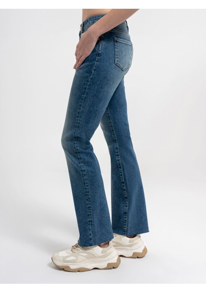 Flare Slim Fit Kadın Pantolon