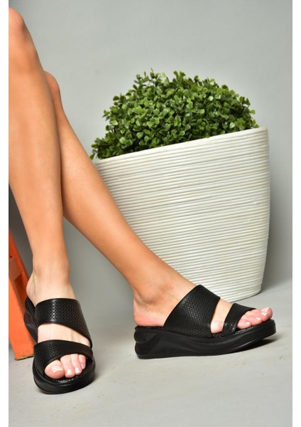 S713930309 Siyah Kalın Tabanlı Kadın Terlik fiyatları