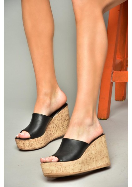 S996069909 Siyah Dolgu Tabanlı Kadın Terlik