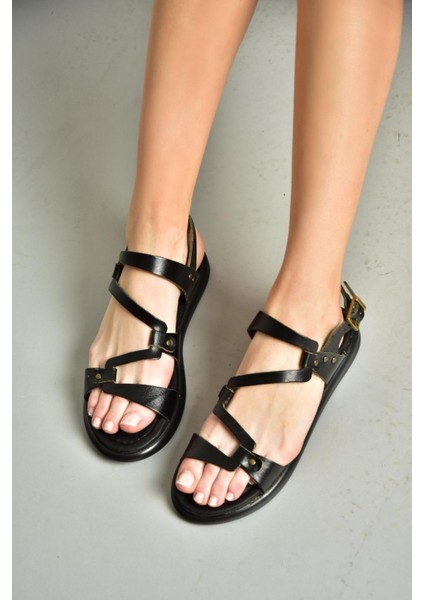 S291018403 Siyah Deri Kadın Sandalet fiyatları