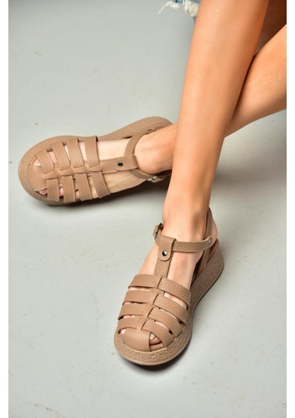 P555050503 Vizon Deri Kalın Tabanlı Sandalet