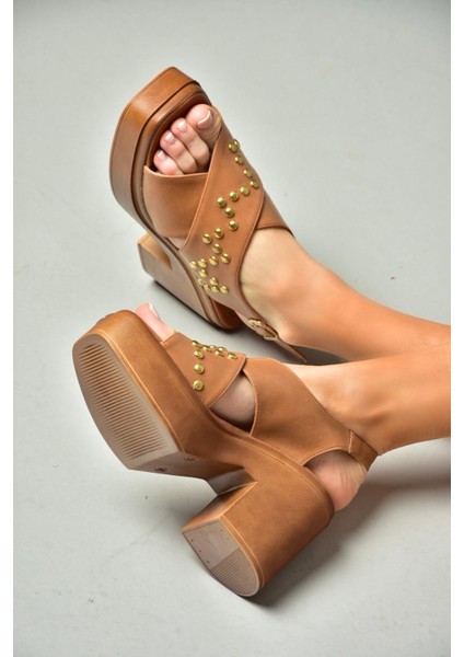 S996121009 Taba Kalın Topuklu Kadın Sandalet modelleri