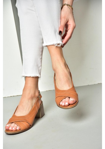 P555452203 Taba Deri Kalın Topuklu Kadın Ayakkabı fiyatları