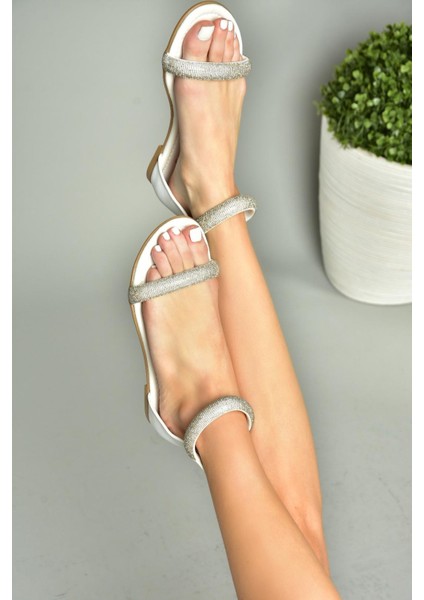 S272009009 Beyaz Taşlı Kadın Sandalet modelleri