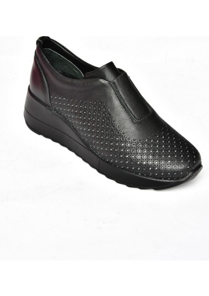 S540045503 Siyah Deri Günlük Kadın Ayakkabı modelleri
