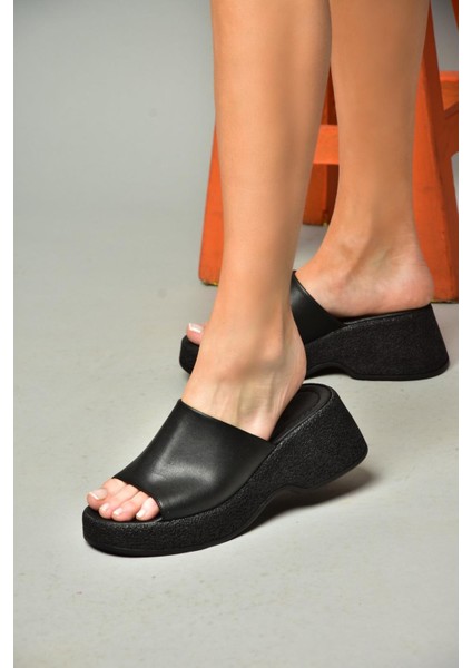 S996741209 Siyah Kalın Tabanlı Kadın Terlik fırsatları