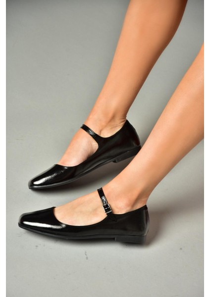 S726252508 Siyah Rugan Kadın Babet fiyatları