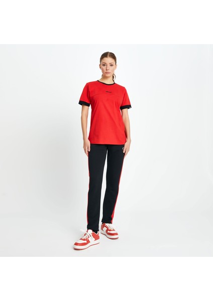 Kadın Tişört EF145-RD modelleri