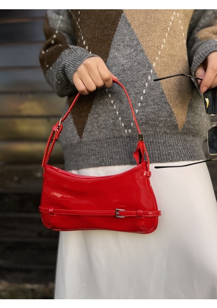 Tekno Trust Düz Kadın Kırmızı Rugan Retro Baget Çanta Kırmızı Gündüz / Gece fırsatları