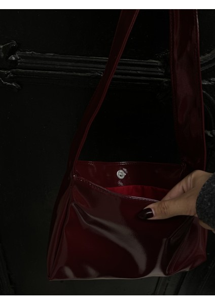 Tekno Trust Bordo Kadın Bordo Rugan Çanta Suni Deri Düz Orta Boy Günlük fırsatları