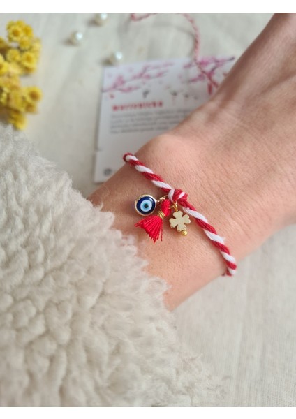 Tekno Trust Kırmızı Marteniçka Yonca Nazarlı Model Altın Kaplama Geçirmeli Nazar Boncuğu