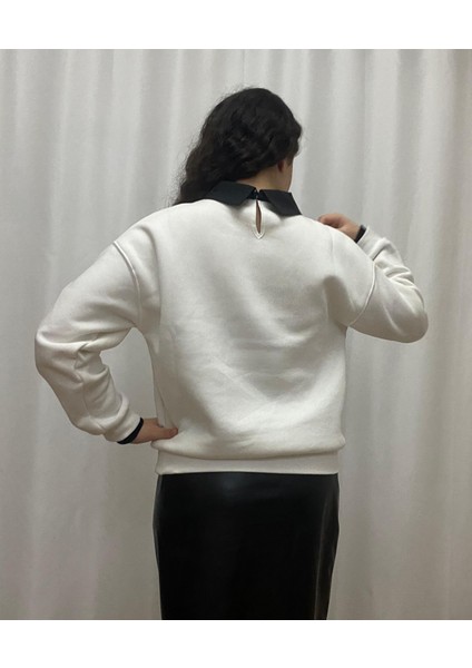 Kadın 3ip Yaka Detay Be Kind Nakışlı Sweat Beyaz